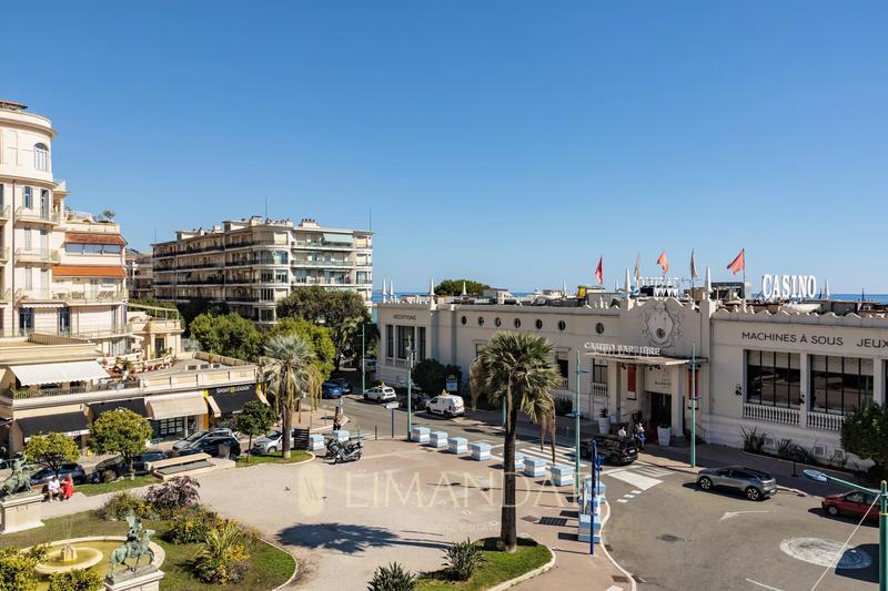 Appartement - 130 m² - 3 pièces