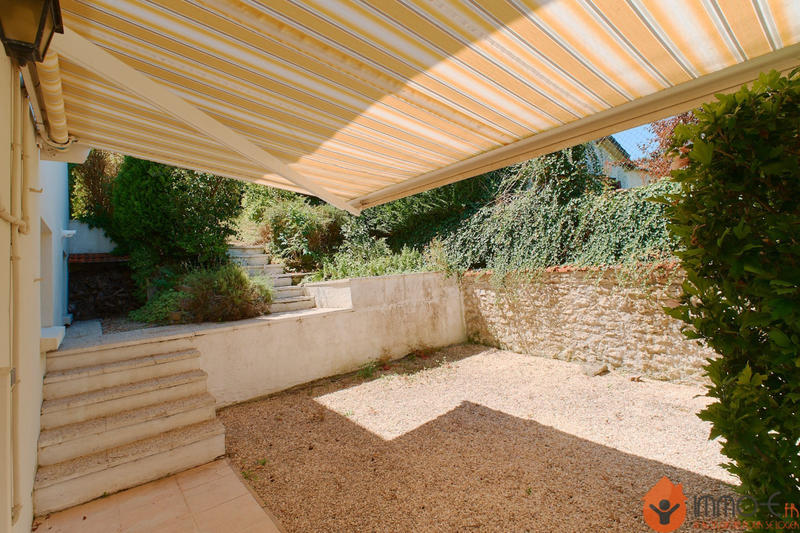 Maison - 121 m² - 6 pièces