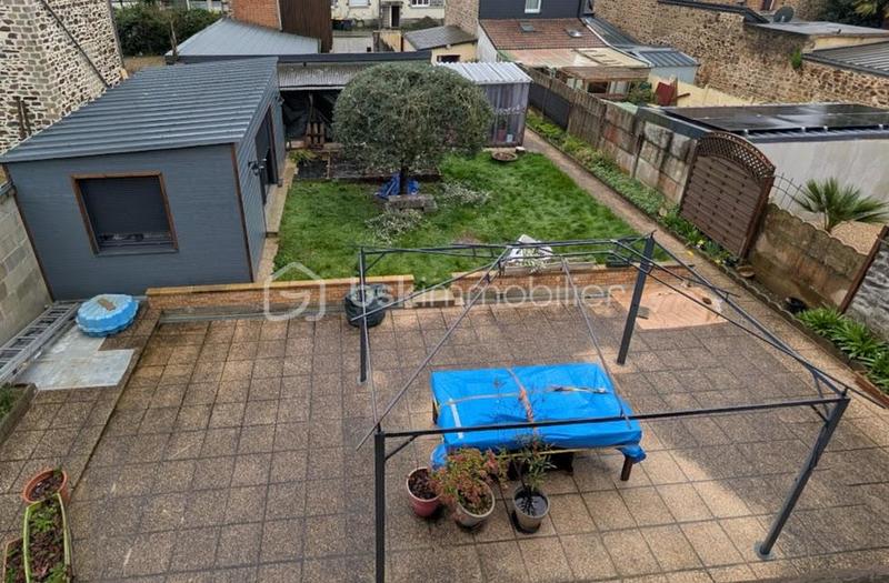 Maison traditionnelle - 95 m² - 5 pièces