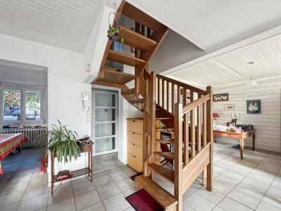 Maison de ville - 138 m² - 9 pièces