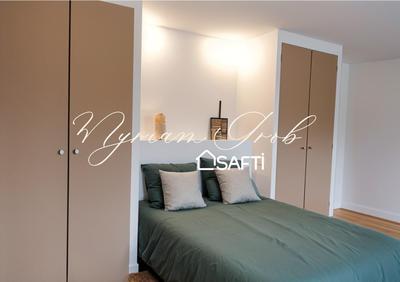 Maison - 195 m² - 7 pièces