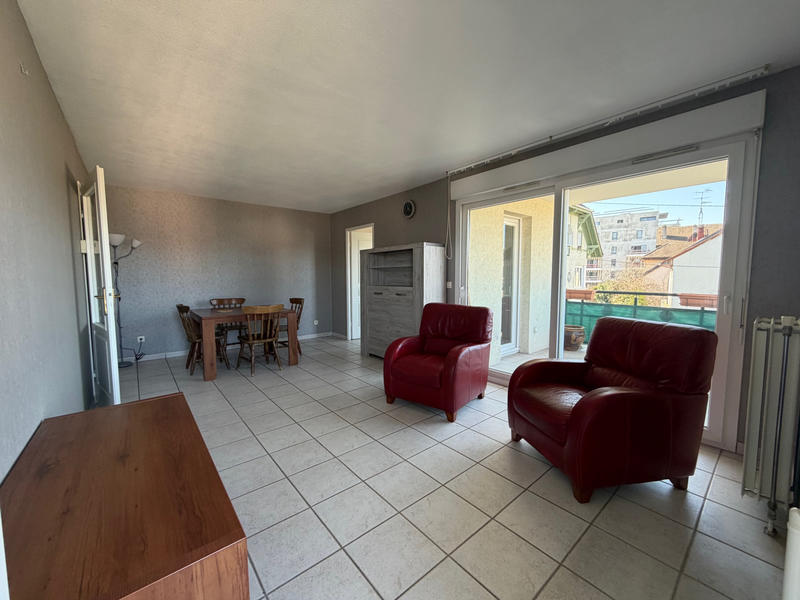 Appartement - 77 m² - 4 pièces