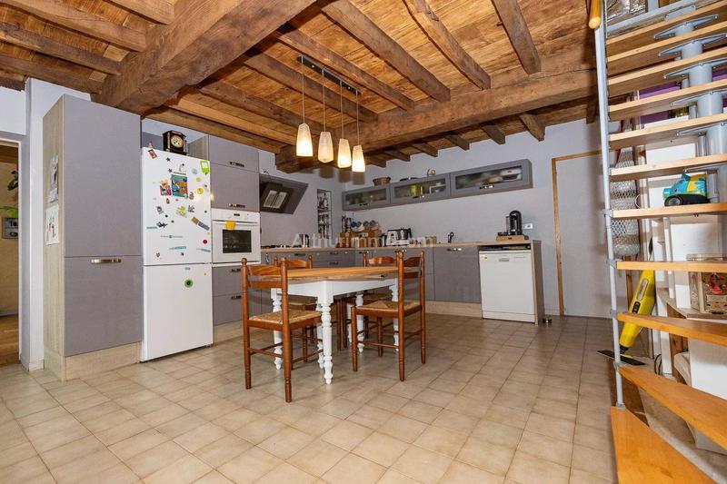 Maison - 95 m² - 3 pièces