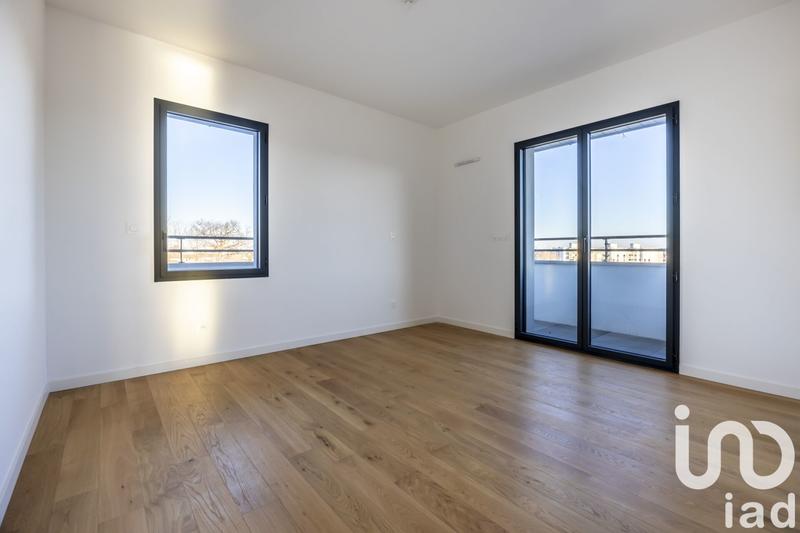 Appartement - 98 m² - 4 pièces