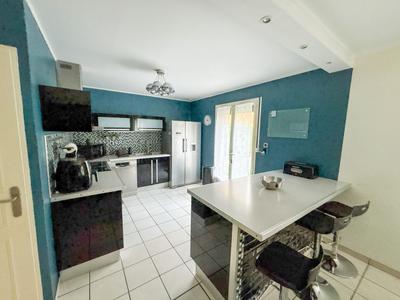 Maison - 103 m² - 5 pièces