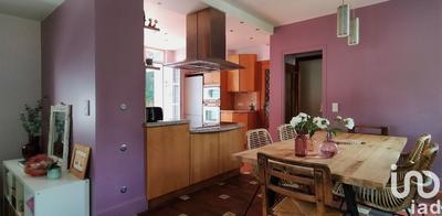 Maison - 263 m² - 11 pièces