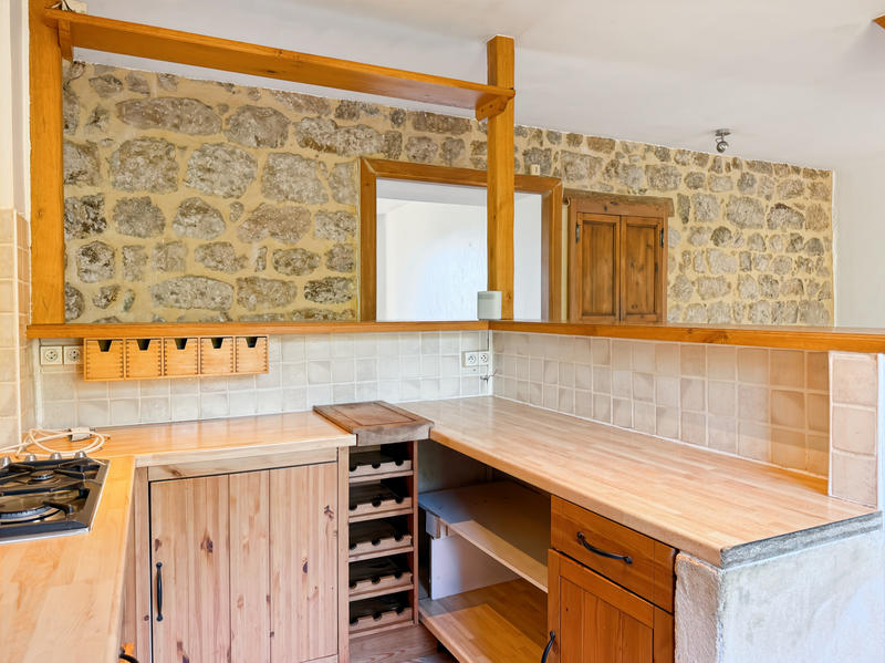 Maison - 240 m² - 10 pièces