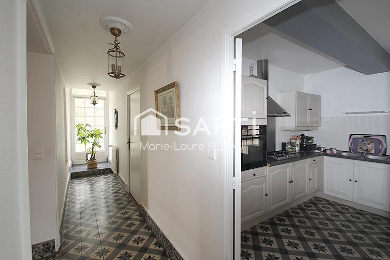 Maison de maîtres - 335 m² - 10 pièces