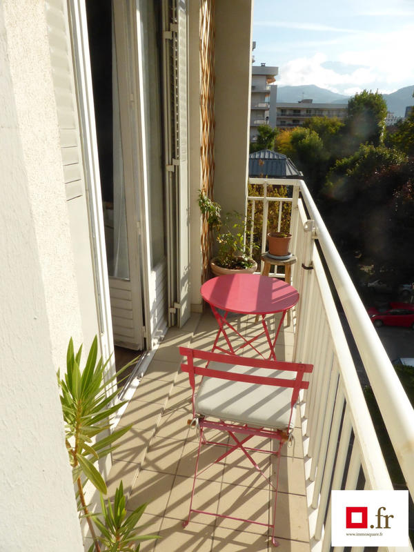 Appartement - 54 m² - 3 pièces