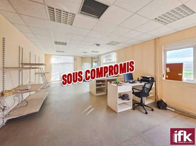 Local commercial - 233 m²