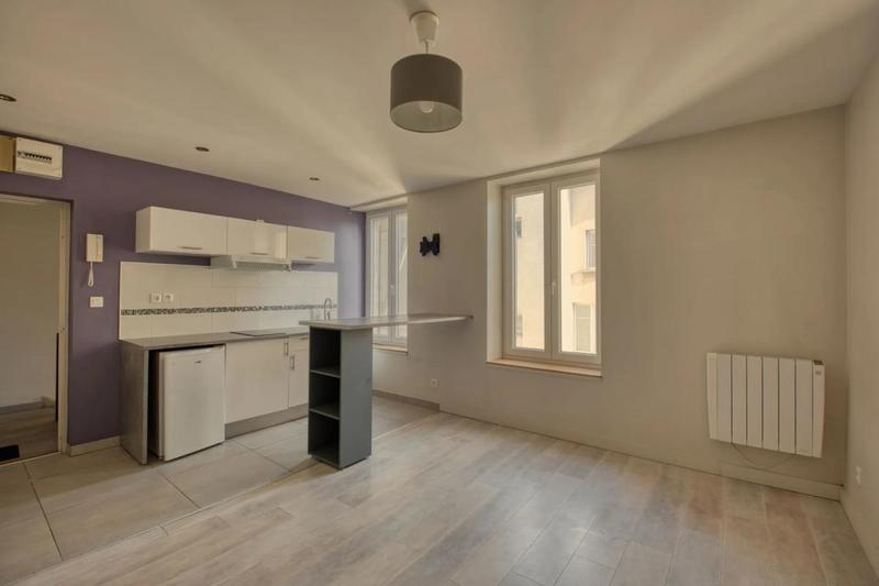 Appartement - 180 m² - 7 pièces