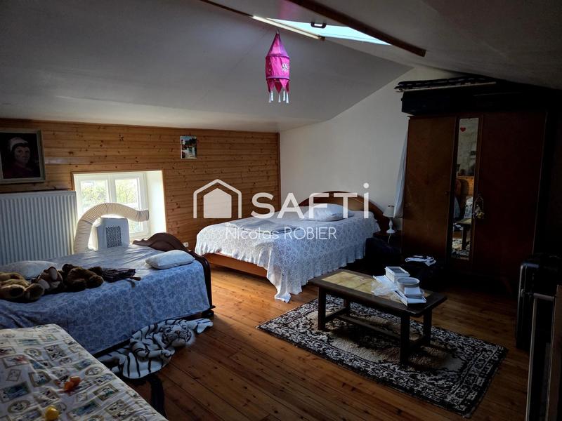 Maison - 190 m² - 5 pièces