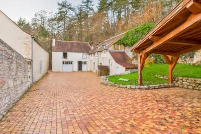 Propriété - 236 m² - 13 pièces