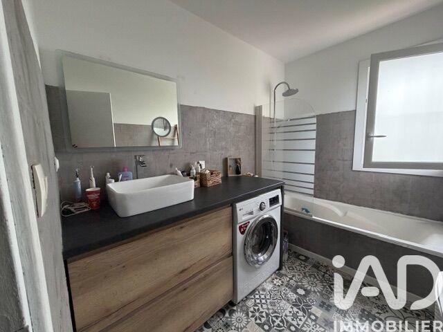 Appartement - 82 m² - 3 pièces