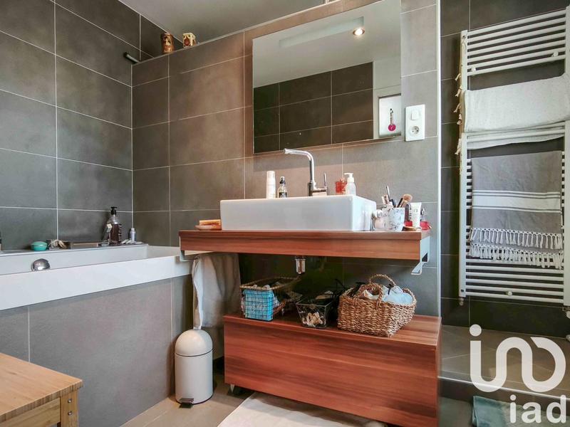 Maison de village - 190 m² - 9 pièces