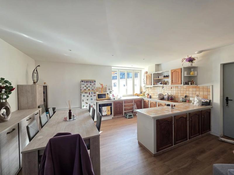 Appartement - 72 m² - 3 pièces