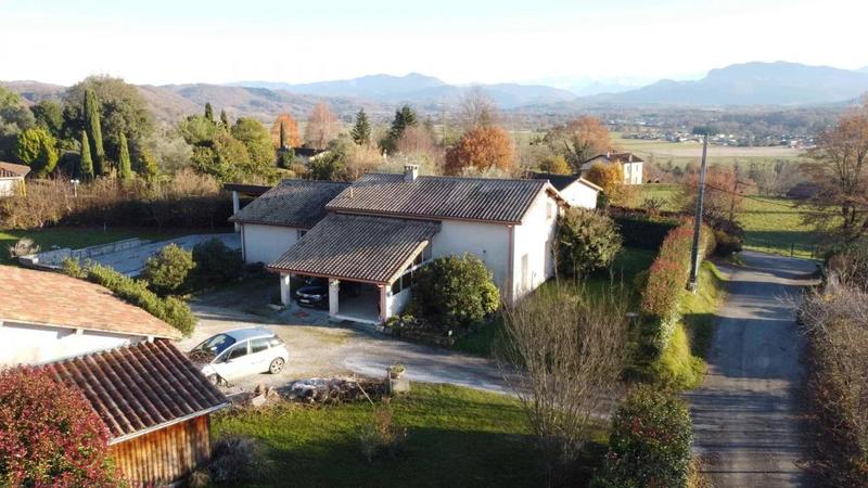 Villa - 186 m² - 6 pièces