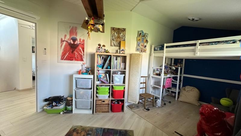 Villa - 205 m² - 10 pièces