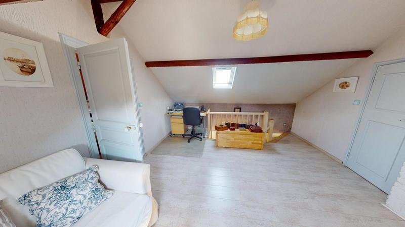 Maison - 182 m² - 5 pièces