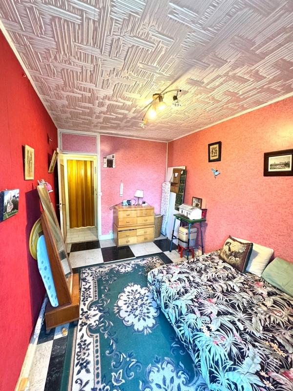 Appartement - 86 m² - 5 pièces