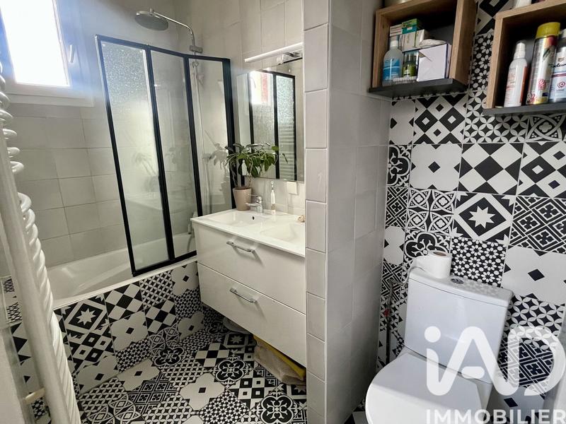 Maison - 85 m² - 5 pièces