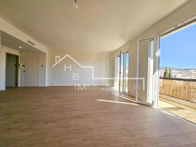 Appartement - 76 m² - 3 pièces