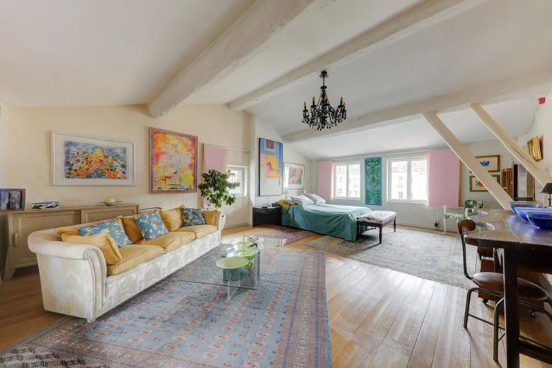 Maison - 214 m² - 5 pièces