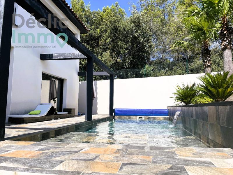 Maison - 195 m² - 5 pièces