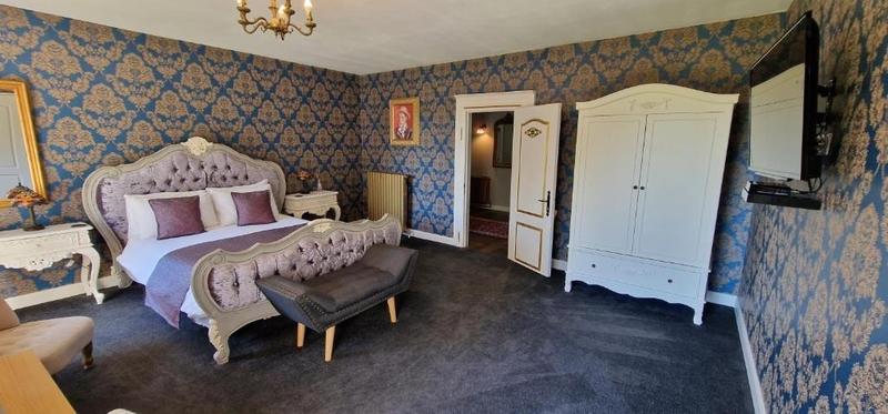 Manoir - 680 m² - 16 pièces