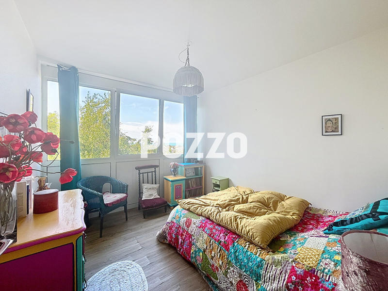 Appartement - 77 m² - 3 pièces