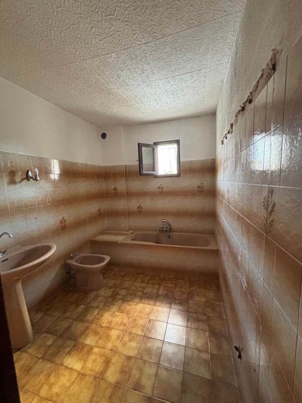 Appartement - 79 m² - 3 pièces