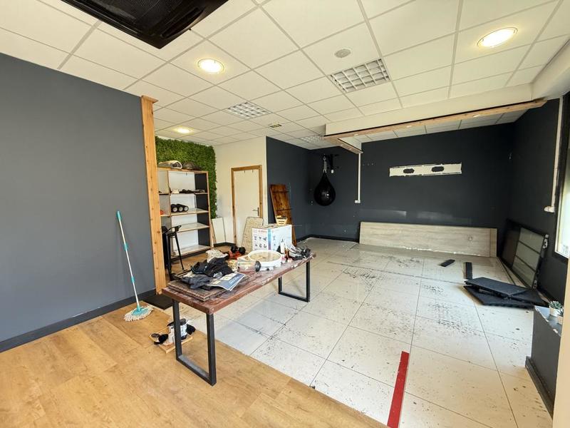 Local commercial - 51 m²