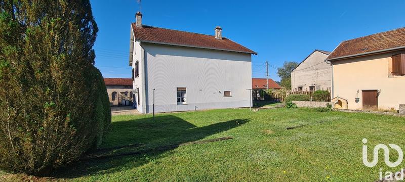 Maison - 220 m² - 8 pièces