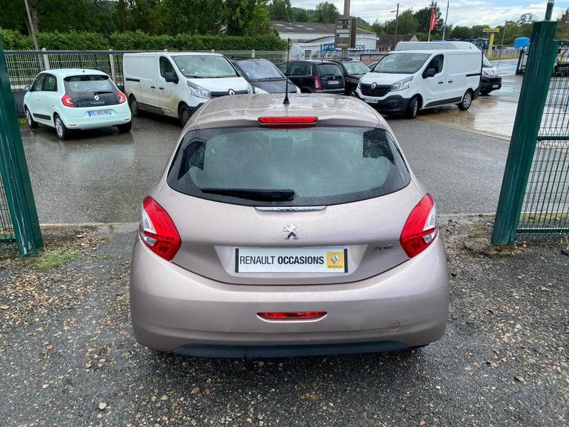 Peugeot 208 1.0 Vti Business