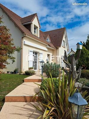 Maison - 127 m² - 6 pièces