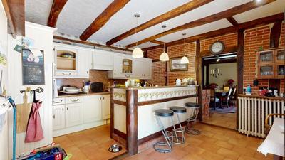 Moulin - 272 m² - 12 pièces