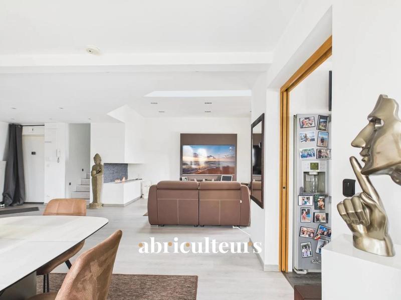 Appartement ancien - 162 m² - 6 pièces