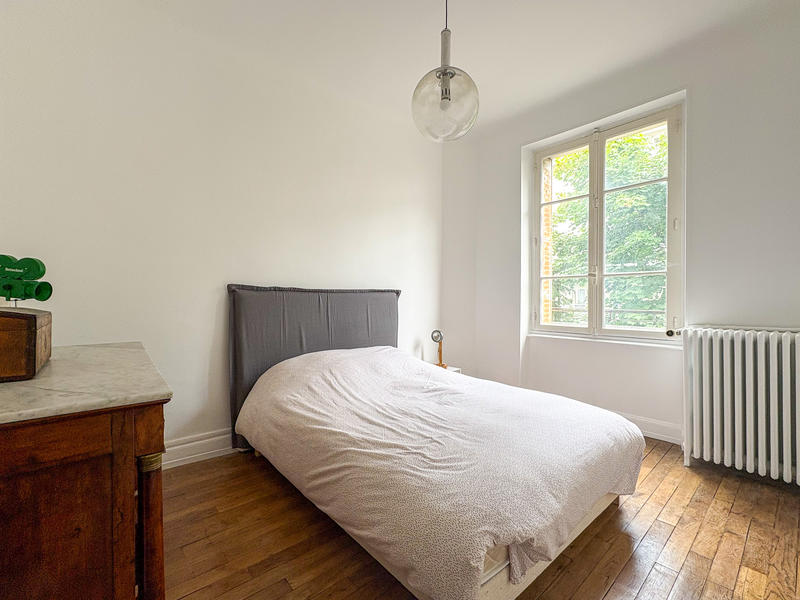 Appartement - 137 m² - 6 pièces