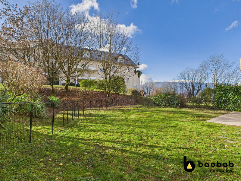 Appartement - 100 m² - 4 pièces