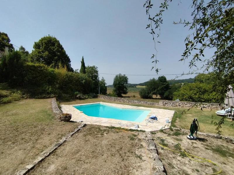 Maison en pierre - 100 m² - 4 pièces