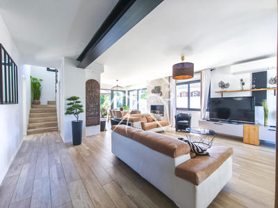 Maison contemporaine - 185 m² - 6 pièces