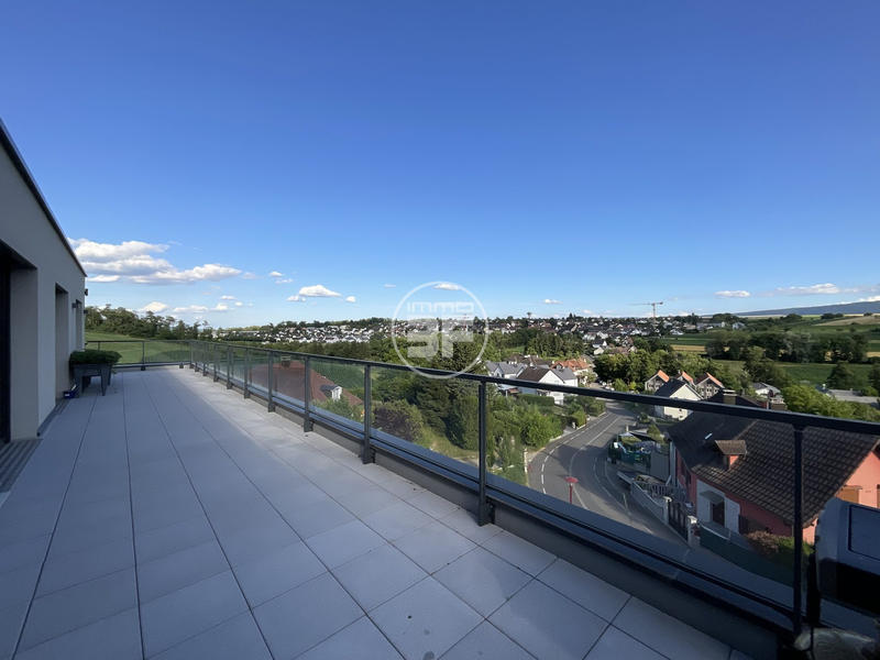 Appartement - 149 m² - 6 pièces