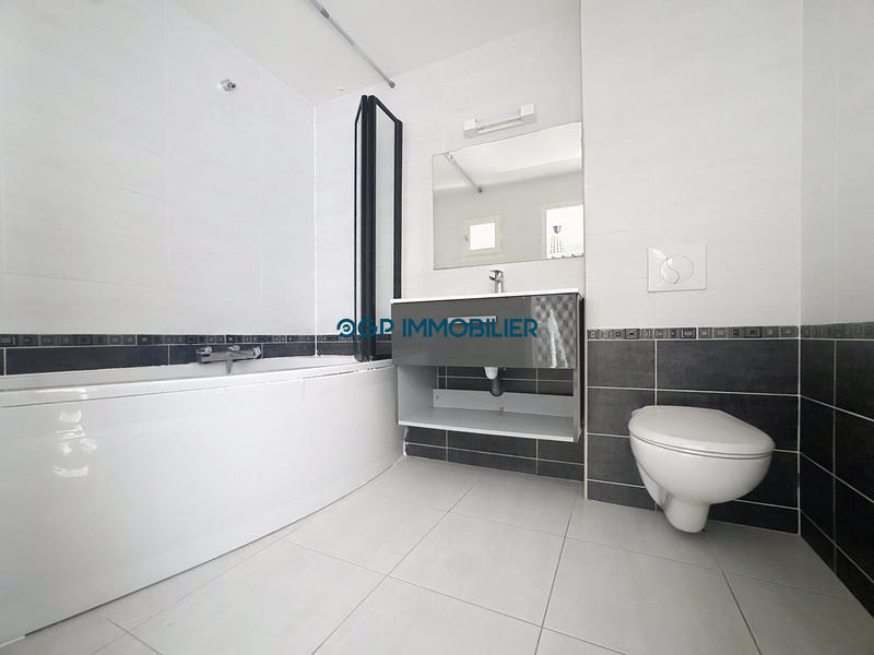 Maison ancienne - 92 m² - 4 pièces