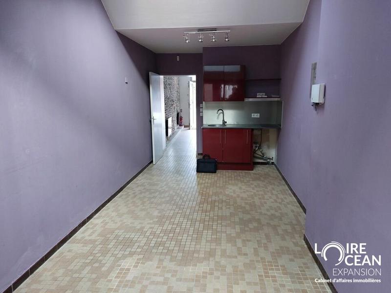 Local commercial - 44 m² - 2 pièces