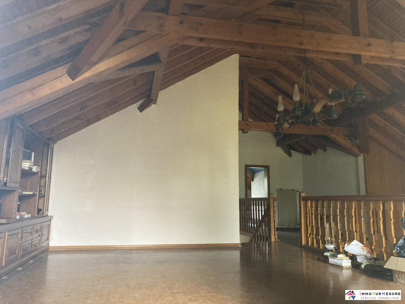 Loft - 69 m² - 2 pièces