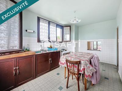 Appartement - 99 m² - 5 pièces