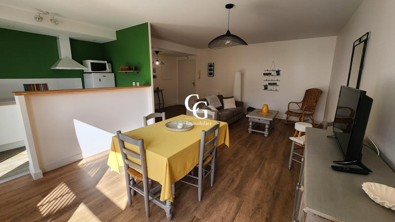 Appartement - 75 m² - 3 pièces