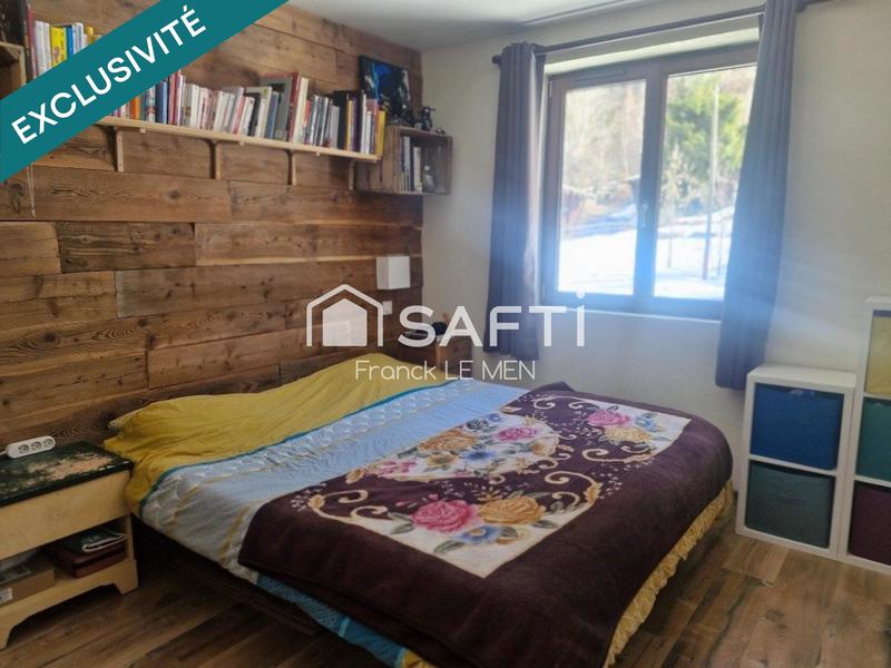 Maison - 200 m² - 7 pièces