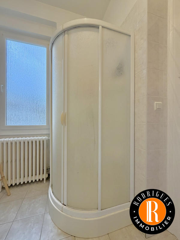 Appartement - 105 m² - 4 pièces