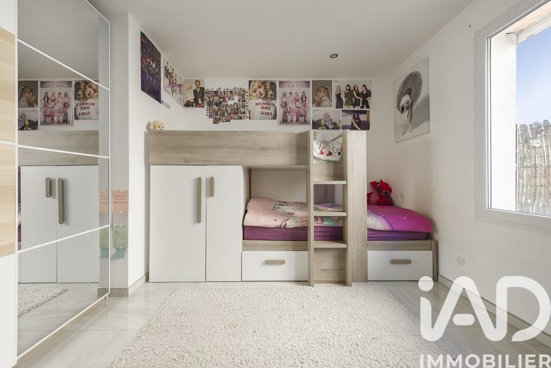 Maison - 137 m² - 5 pièces